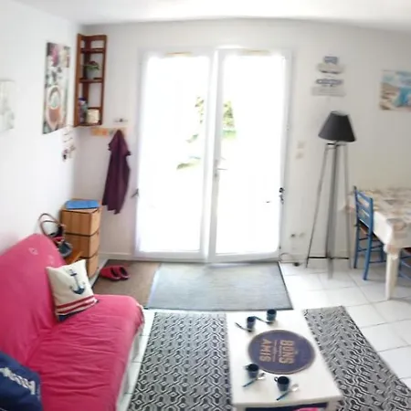 Charmante Maison Bord De Avec Piscine Et Tennis 5-p