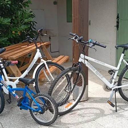 Charmante Maison Bord De Avec Piscine Et Tennis 5-p Saint-Vincent-sur-Jard