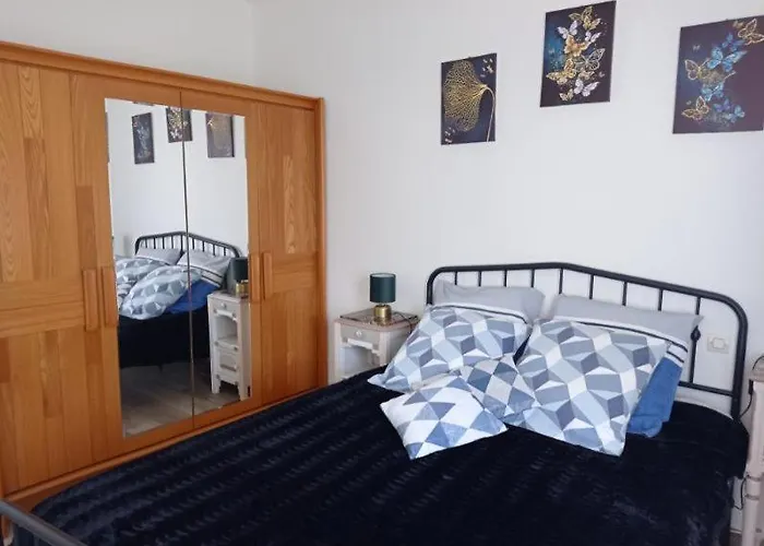 Prázdninový dům Charmante Maison Bord De Avec Piscine Et Tennis 5-p