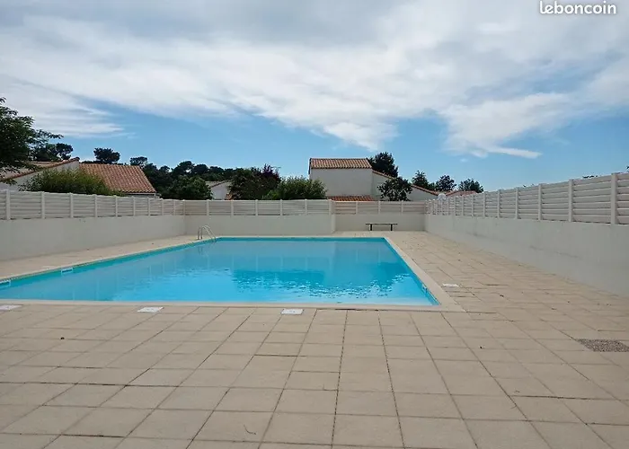 Charmante Maison Bord De Avec Piscine Et Tennis 5-p Дом отдыха